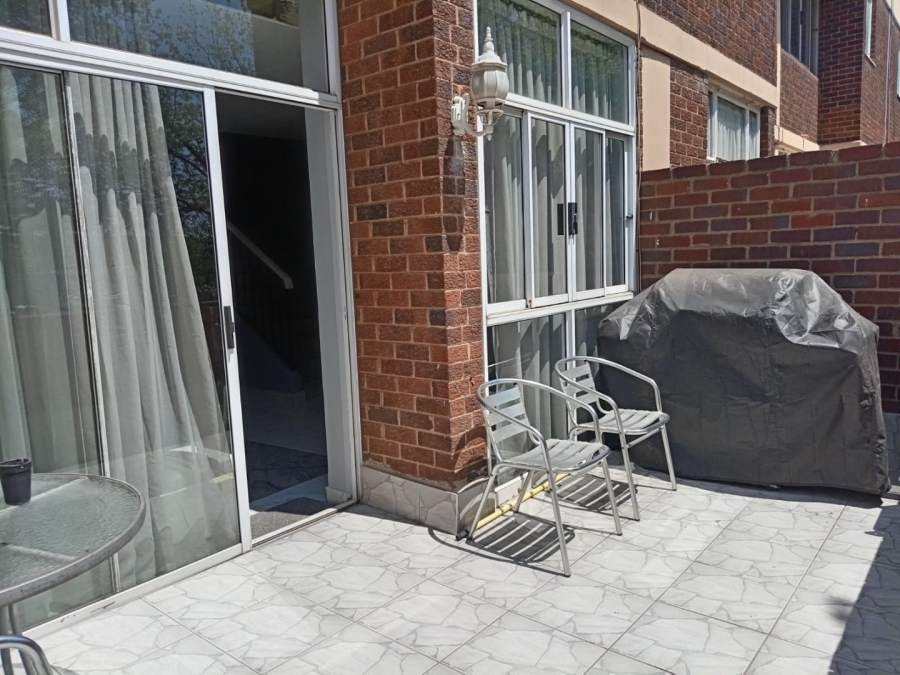 1 Bedroom Property for Sale in Bedford Gardens Gauteng