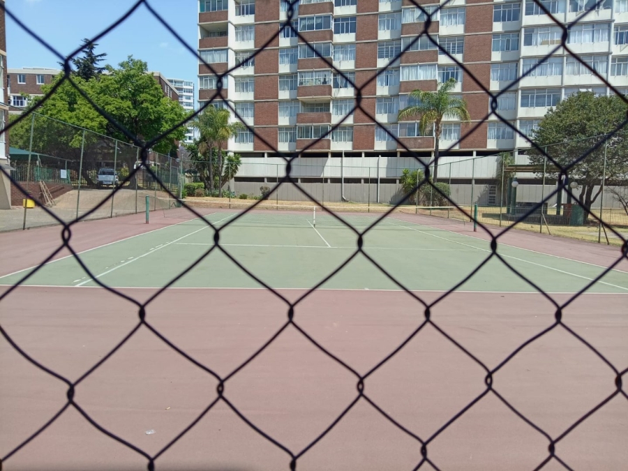 1 Bedroom Property for Sale in Bedford Gardens Gauteng