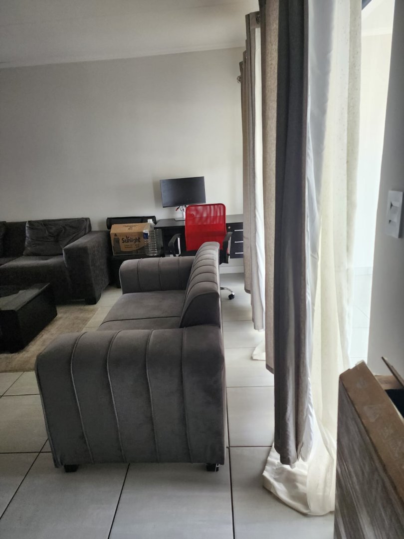 To Let 1 Bedroom Property for Rent in Sunninghill Gauteng