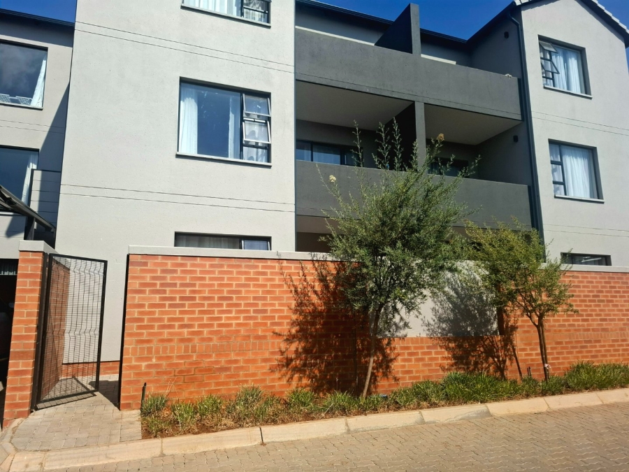 To Let 2 Bedroom Property for Rent in Montana Gauteng