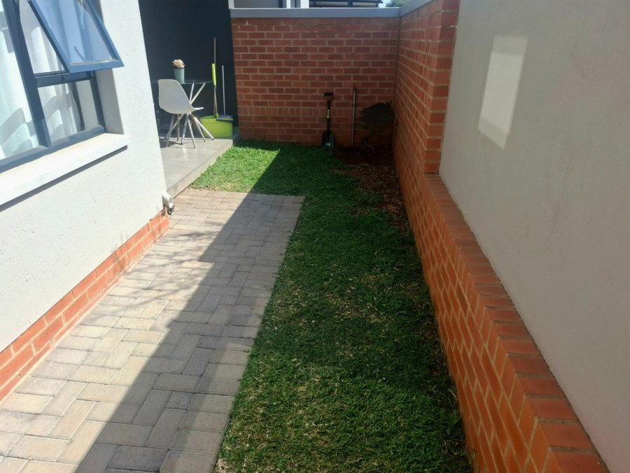 To Let 2 Bedroom Property for Rent in Montana Gauteng