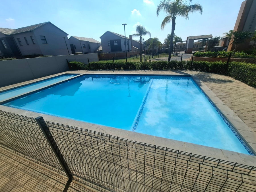 To Let 2 Bedroom Property for Rent in Montana Gauteng