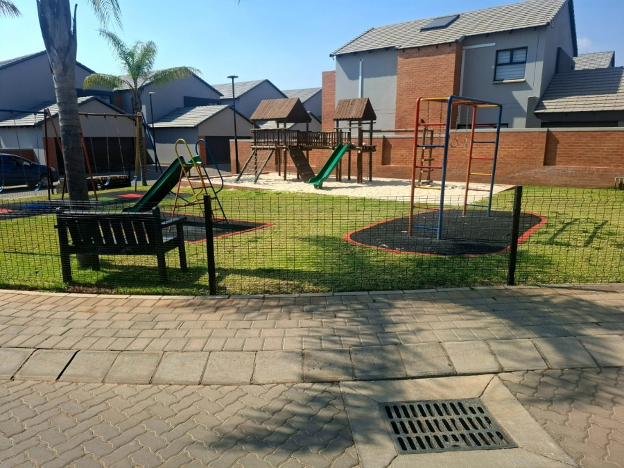To Let 2 Bedroom Property for Rent in Montana Gauteng