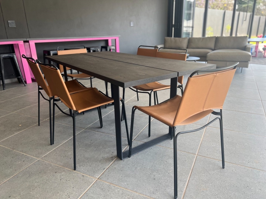 1 Bedroom Property for Sale in Waverley Gauteng