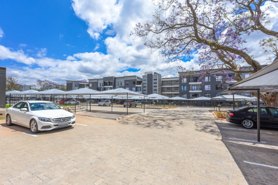 1 Bedroom Property for Sale in Waverley Gauteng