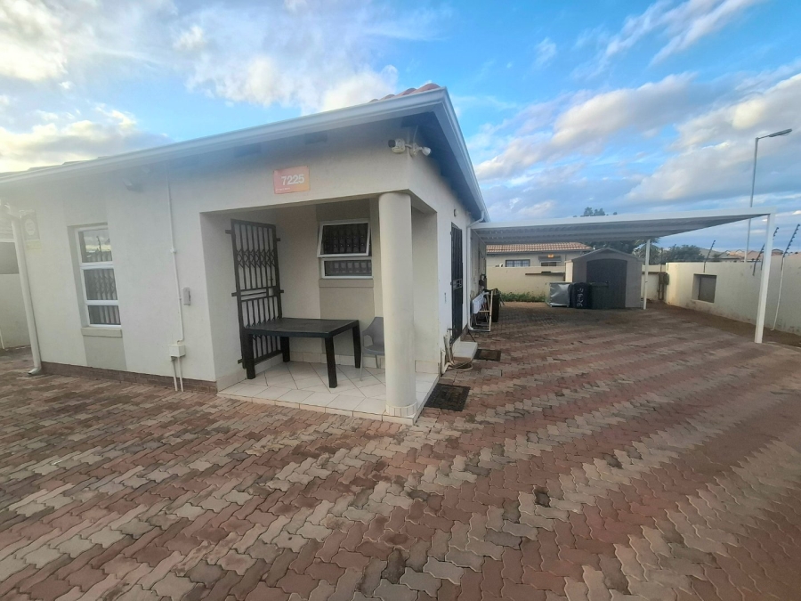 To Let 3 Bedroom Property for Rent in The Orchards Gauteng