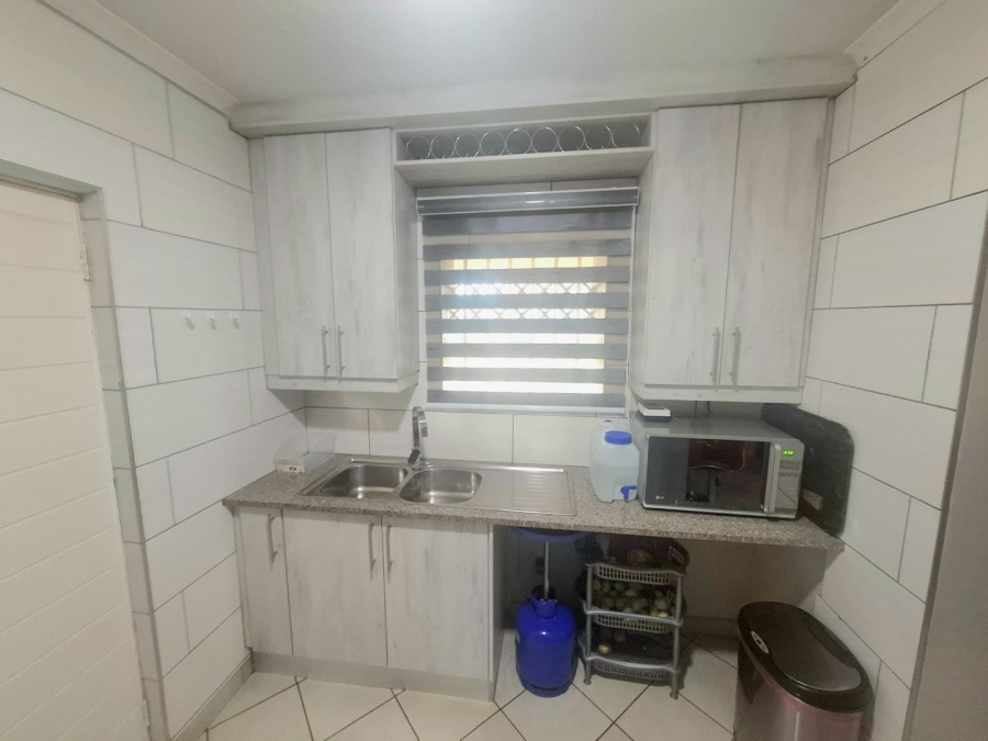 To Let 3 Bedroom Property for Rent in The Orchards Gauteng