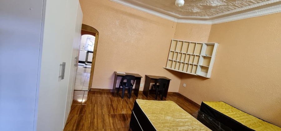 7 Bedroom Property for Sale in Vrededorp Gauteng