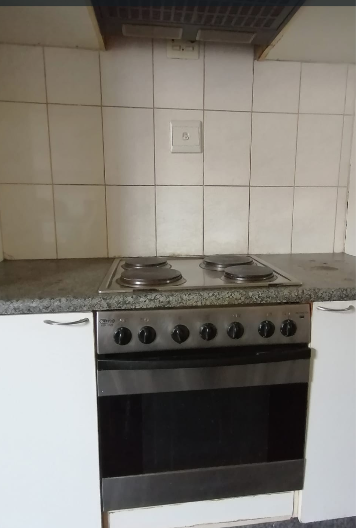 6 Bedroom Property for Sale in Brixton Gauteng