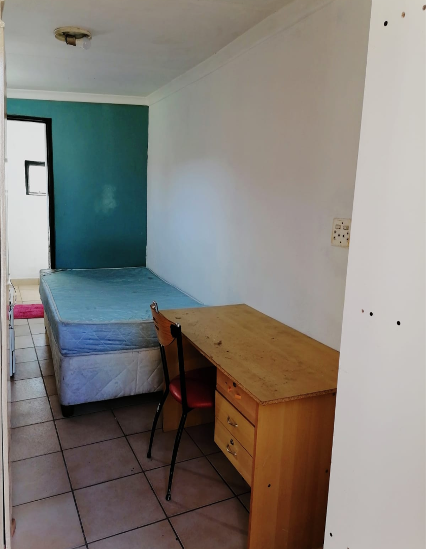 6 Bedroom Property for Sale in Brixton Gauteng
