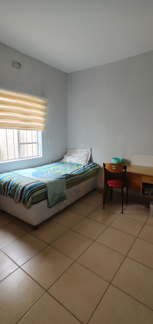 6 Bedroom Property for Sale in Brixton Gauteng