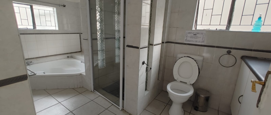 6 Bedroom Property for Sale in Brixton Gauteng