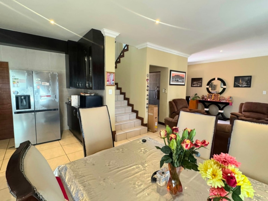 4 Bedroom Property for Sale in Thatchfield Estate Gauteng