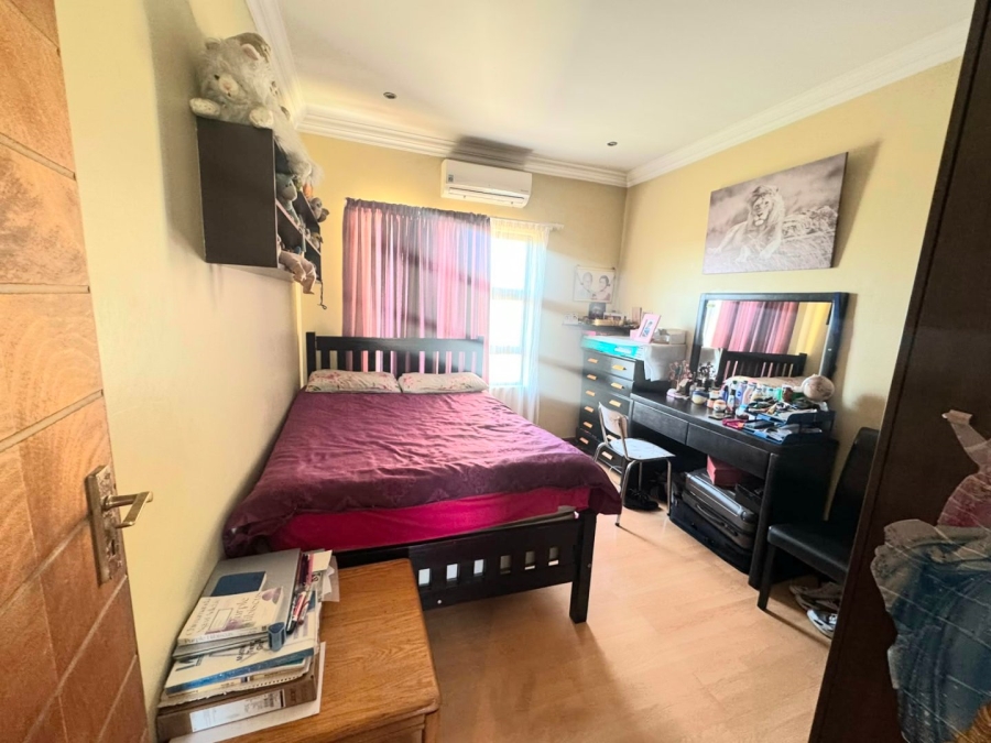 4 Bedroom Property for Sale in Thatchfield Estate Gauteng