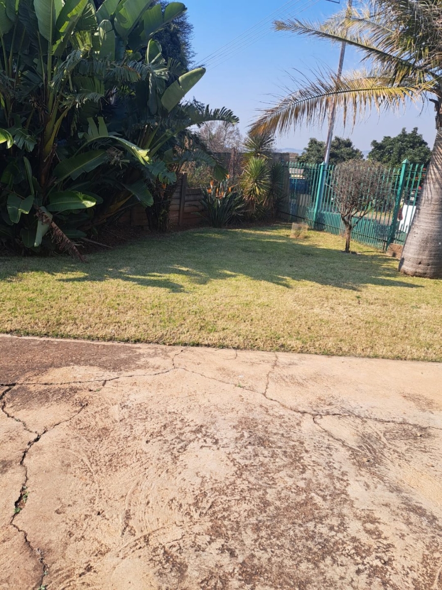 7 Bedroom Property for Sale in Danville Gauteng