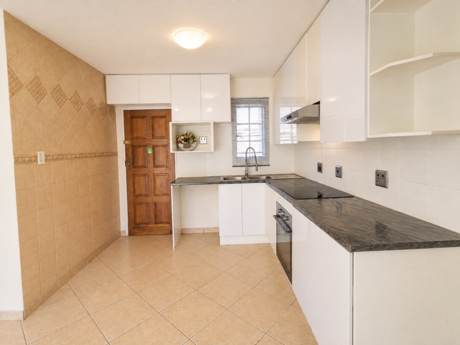 3 Bedroom Property for Sale in Illiondale Gauteng