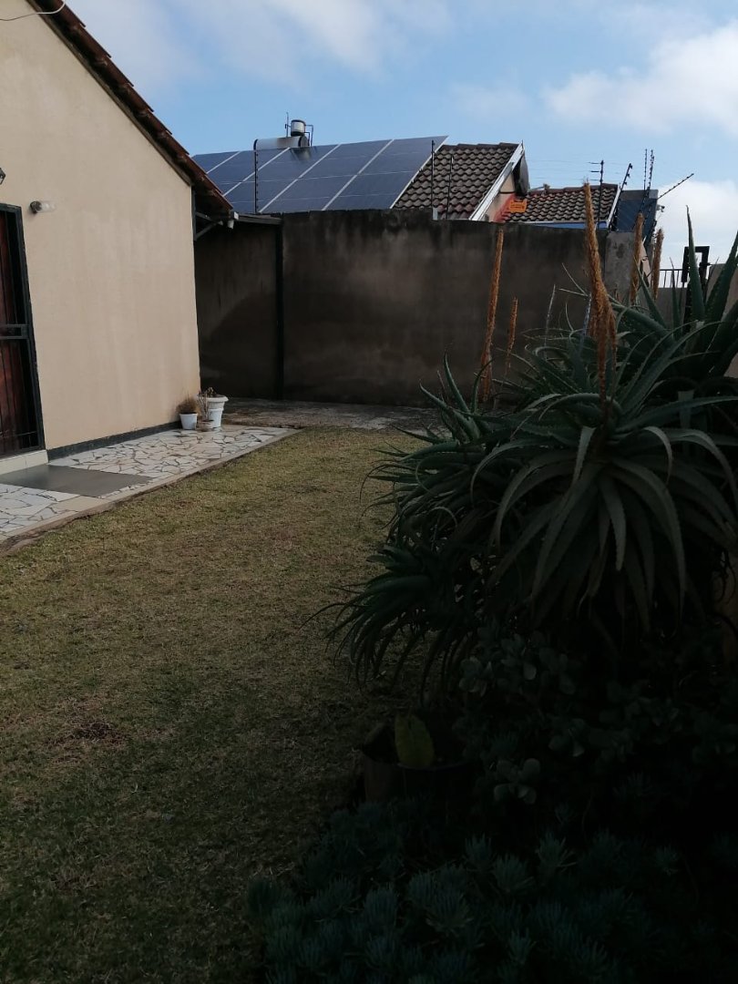 2 Bedroom Property for Sale in East Field Gauteng