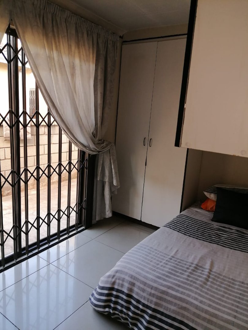 2 Bedroom Property for Sale in East Field Gauteng