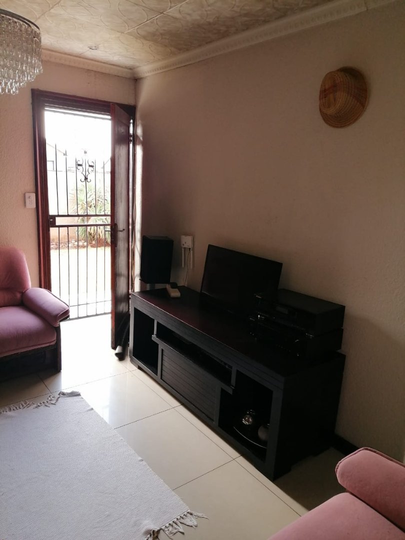2 Bedroom Property for Sale in East Field Gauteng