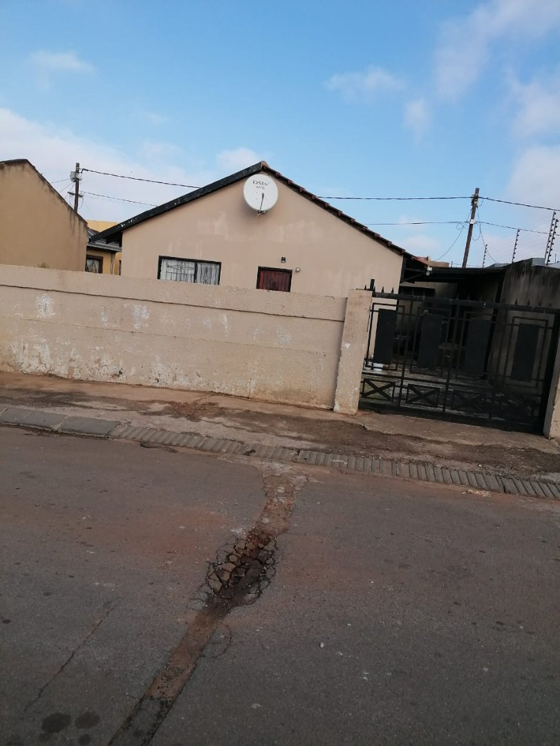 2 Bedroom Property for Sale in East Field Gauteng