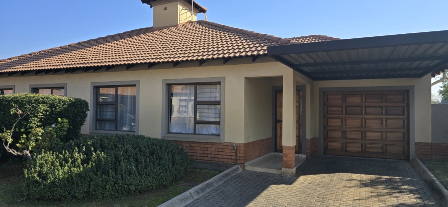 3 Bedroom Property for Sale in Sinoville Gauteng