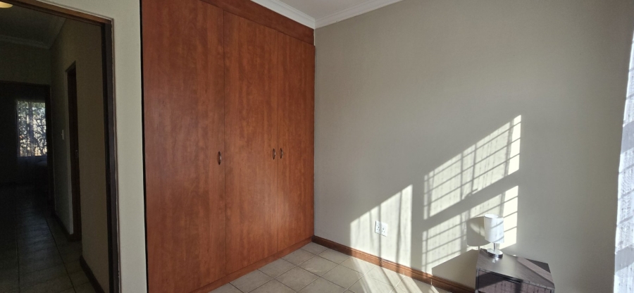 3 Bedroom Property for Sale in Sinoville Gauteng