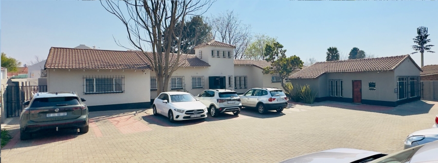 To Let Commercial Property for Rent in Lyndhurst Gauteng