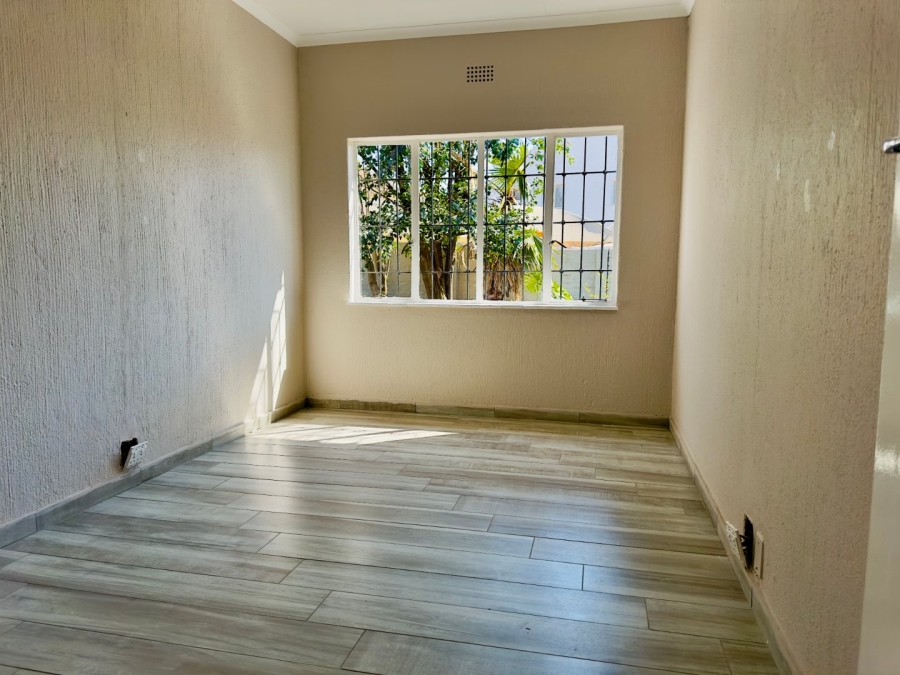 To Let Commercial Property for Rent in Lyndhurst Gauteng