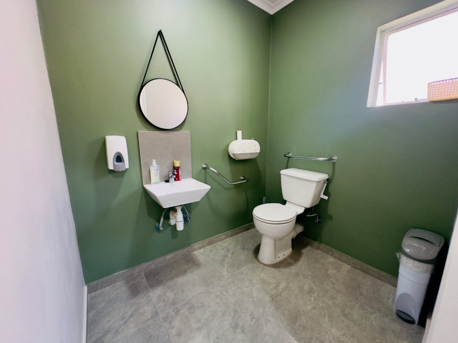 To Let Commercial Property for Rent in Lyndhurst Gauteng
