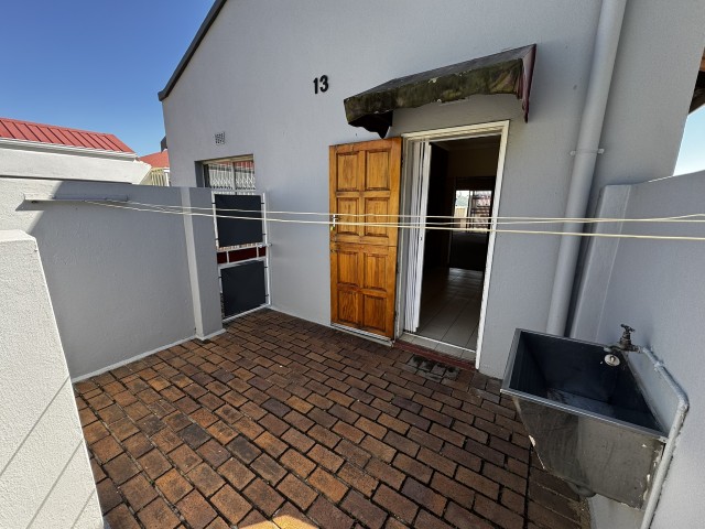 2 Bedroom Property for Sale in Terenure Gauteng
