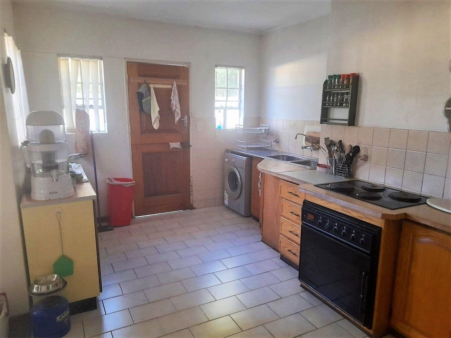 To Let 3 Bedroom Property for Rent in Glenvista Gauteng