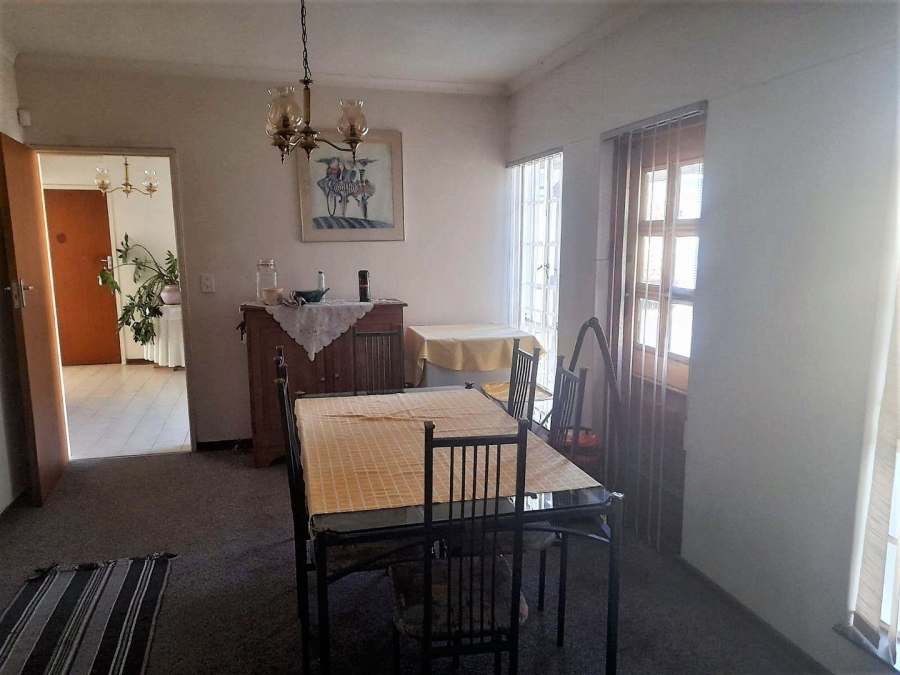 To Let 3 Bedroom Property for Rent in Glenvista Gauteng