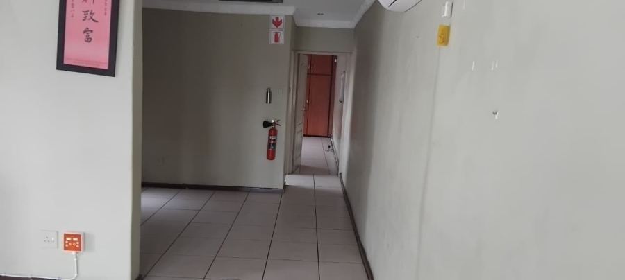 To Let 1 Bedroom Property for Rent in Brixton Gauteng