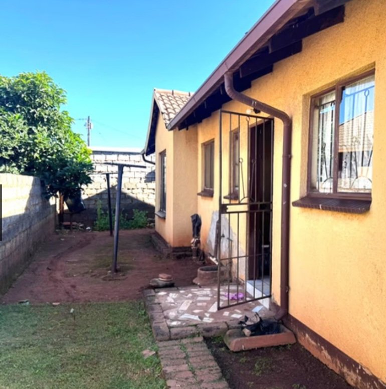 3 Bedroom Property for Sale in Vosloorus Ext 6 Gauteng