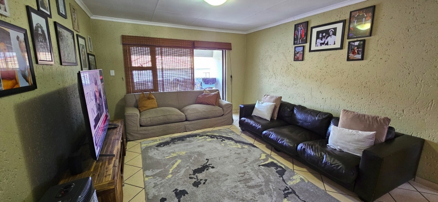 To Let 2 Bedroom Property for Rent in Northgate Gauteng