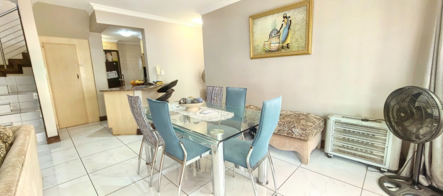 To Let 4 Bedroom Property for Rent in Faerie Glen Gauteng