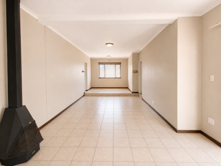 3 Bedroom Property for Sale in Isandovale Gauteng