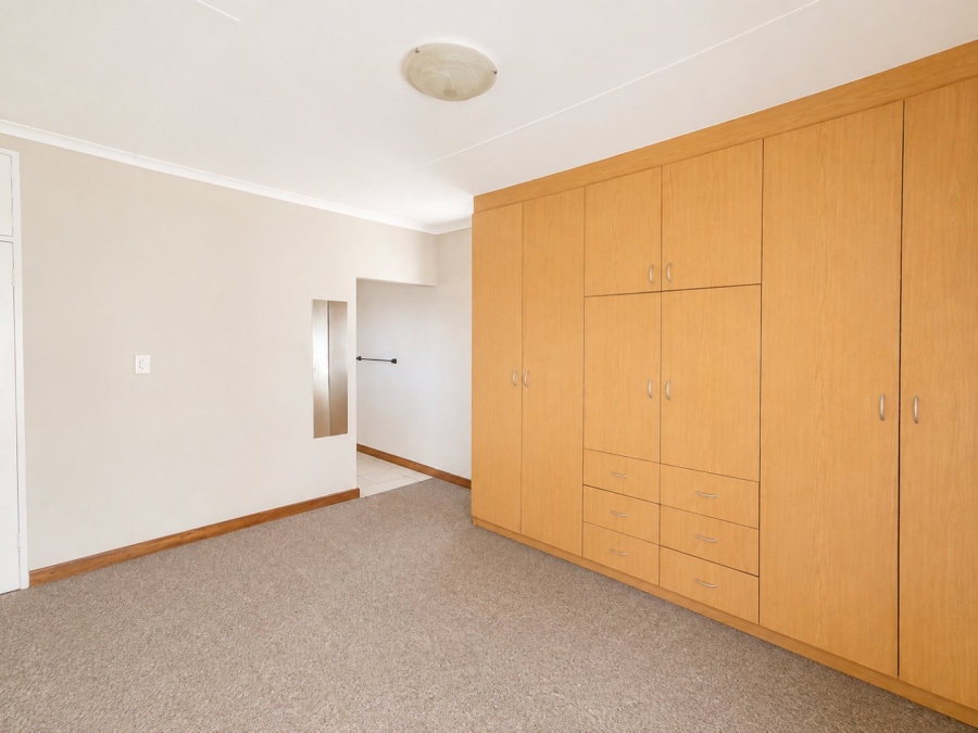 3 Bedroom Property for Sale in Isandovale Gauteng