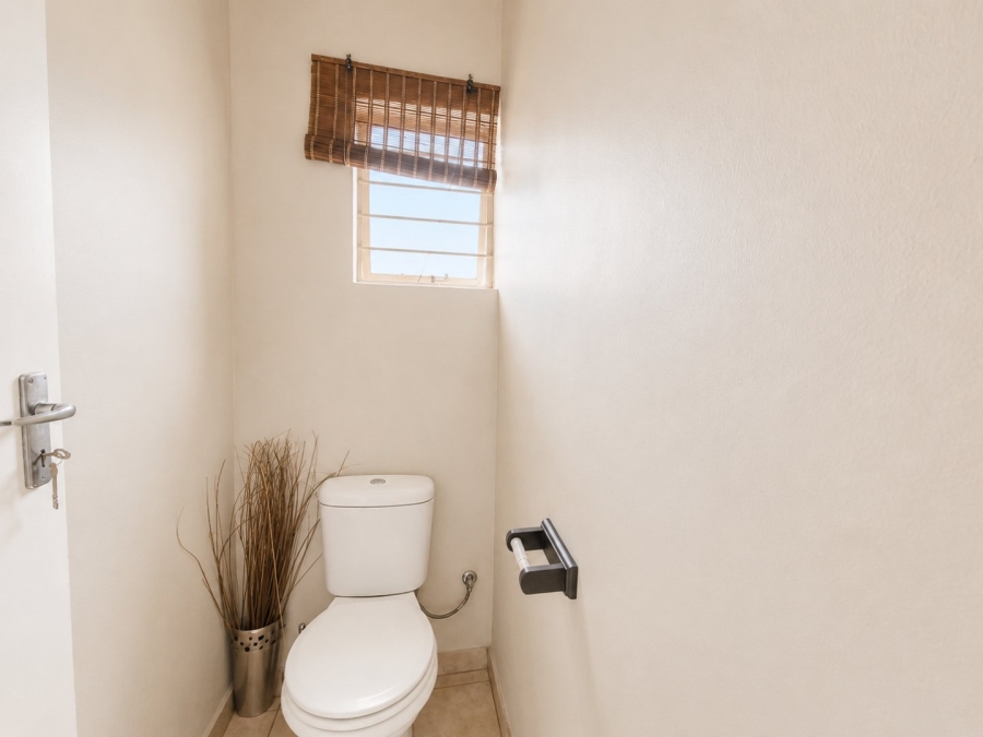 3 Bedroom Property for Sale in Isandovale Gauteng