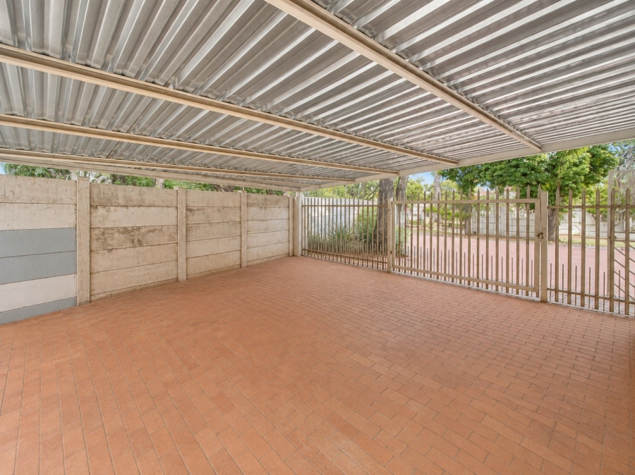3 Bedroom Property for Sale in Isandovale Gauteng