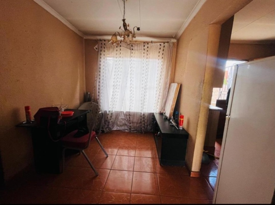 9 Bedroom Property for Sale in Vosloorus Ext 14 Gauteng