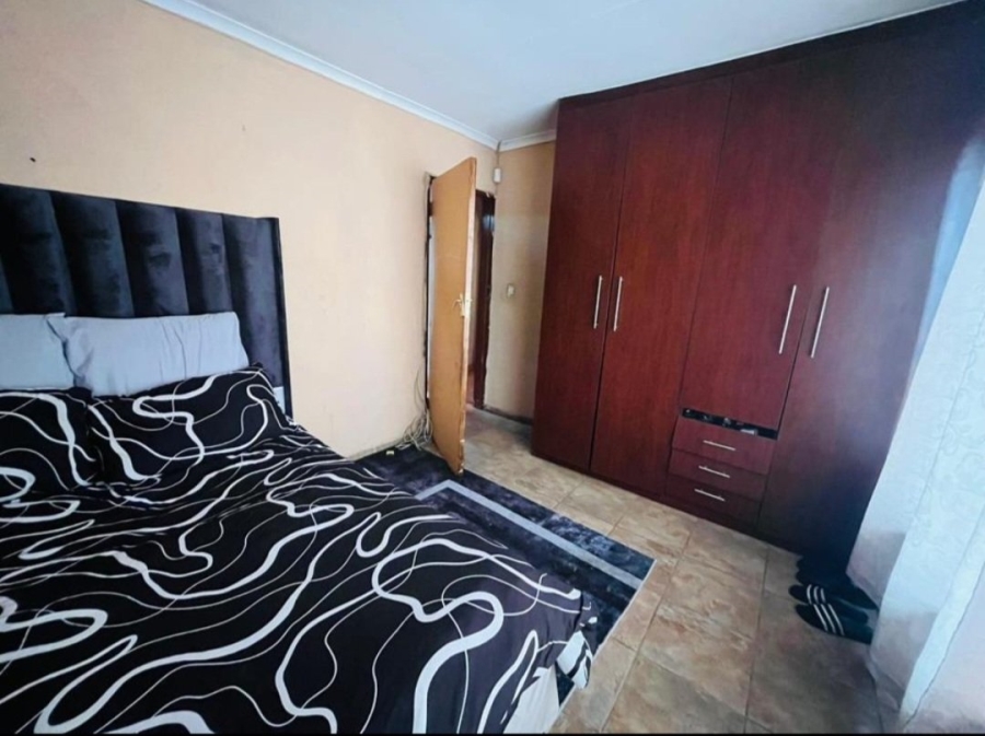 9 Bedroom Property for Sale in Vosloorus Ext 14 Gauteng