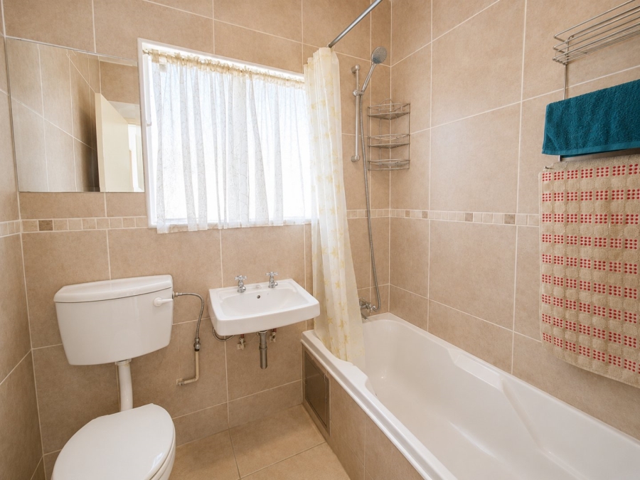 2 Bedroom Property for Sale in Eden Glen Gauteng