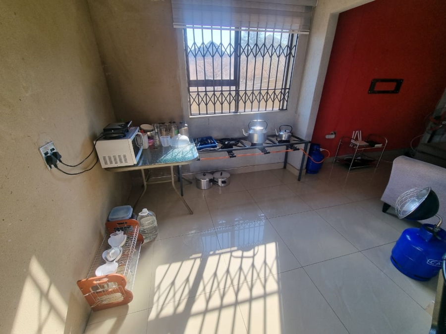 1 Bedroom Property for Sale in Vaaloewer Gauteng