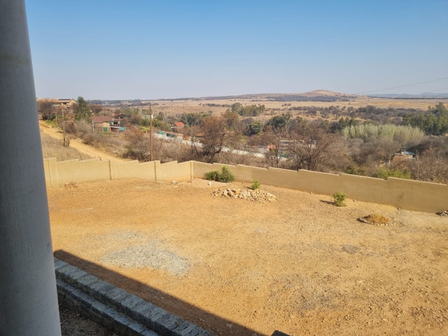 1 Bedroom Property for Sale in Vaaloewer Gauteng