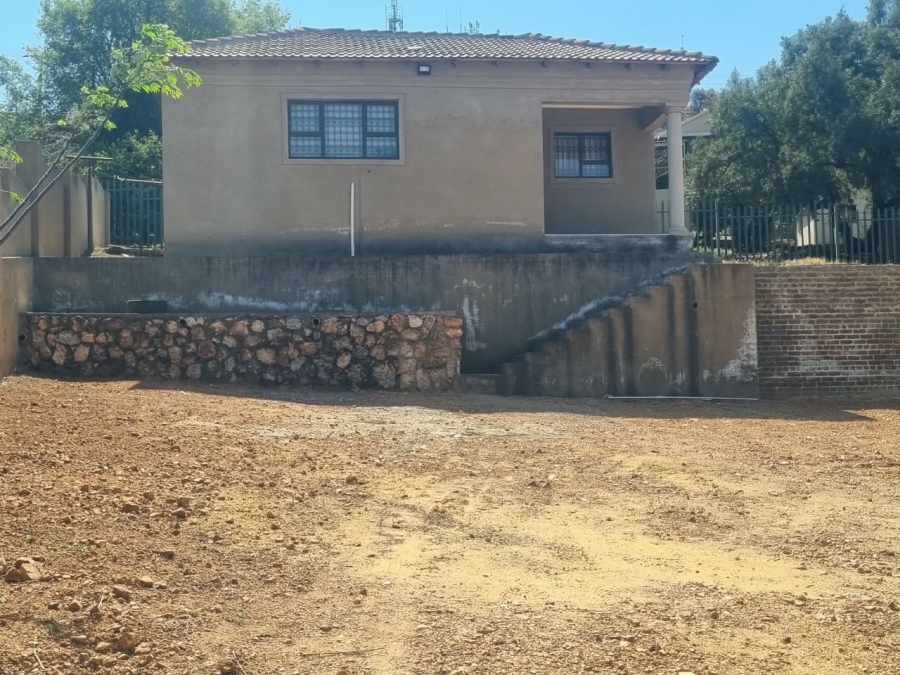 1 Bedroom Property for Sale in Vaaloewer Gauteng