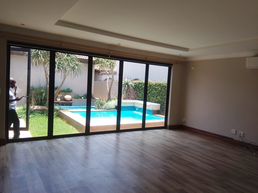 3 Bedroom Property for Sale in Silverwoods Country Estate Gauteng