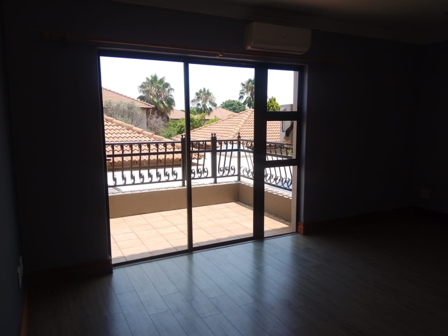3 Bedroom Property for Sale in Silverwoods Country Estate Gauteng
