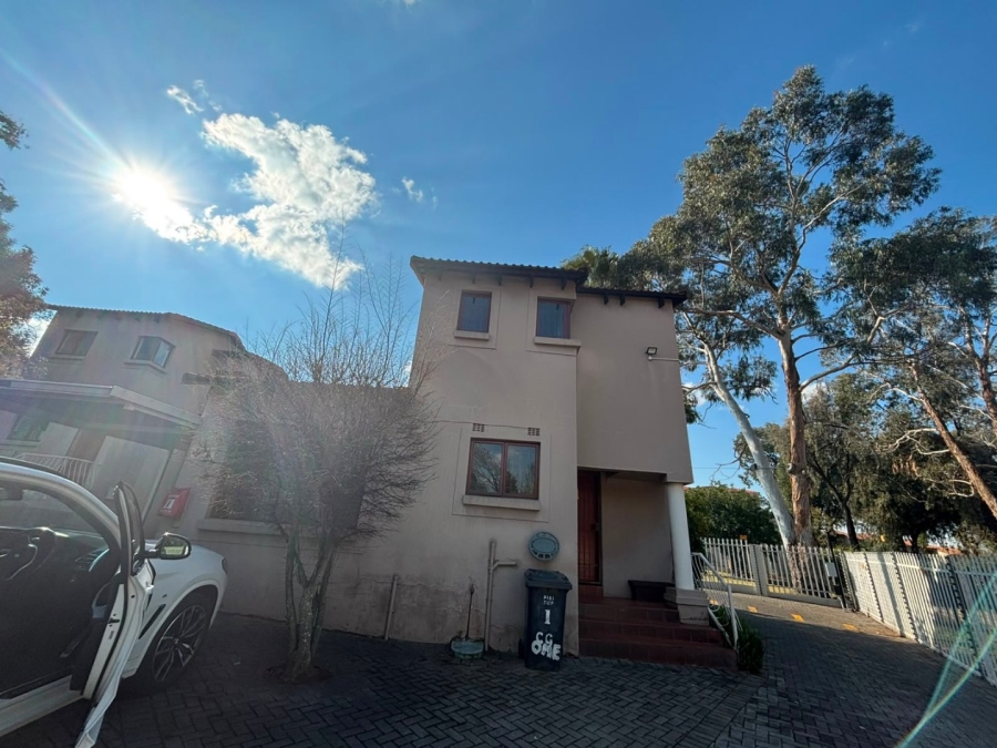 3 Bedroom Property for Sale in North Riding AH Gauteng
