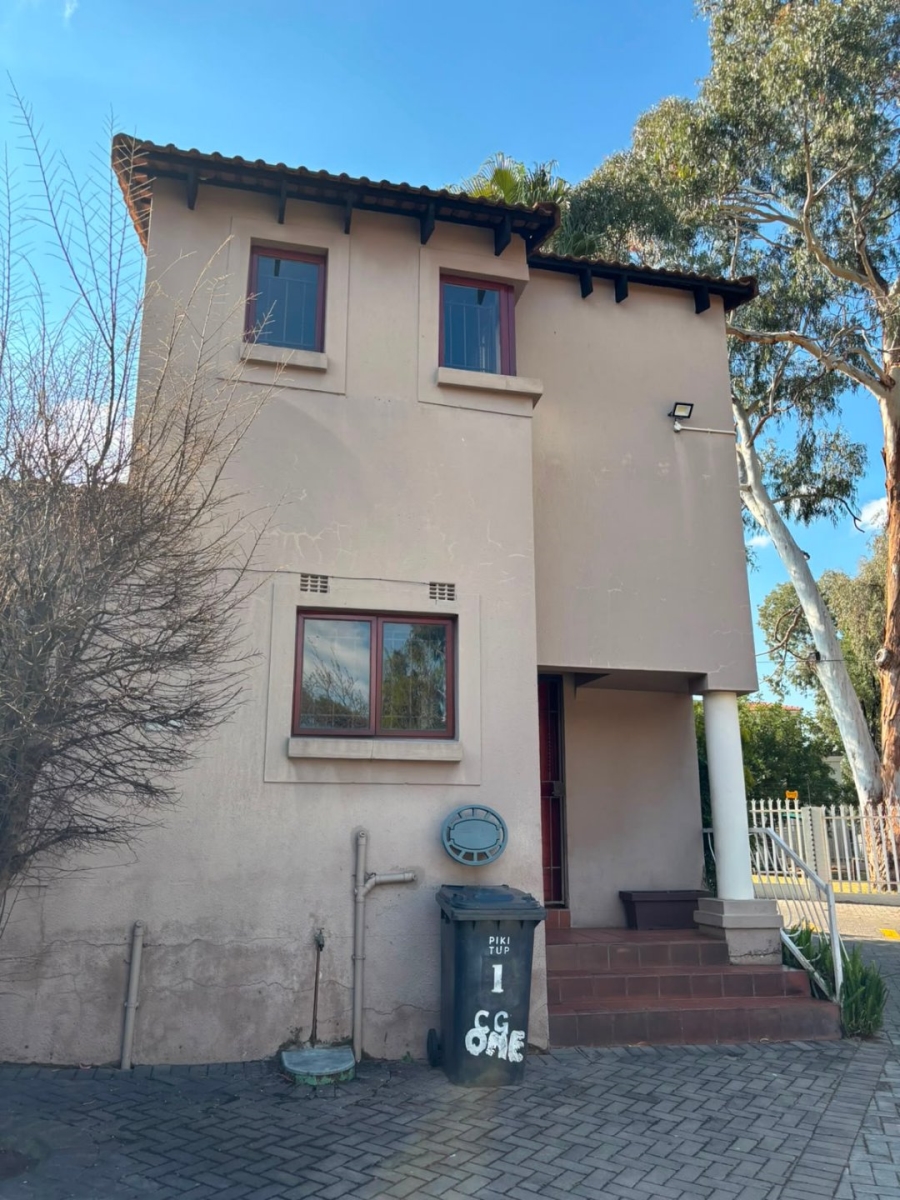 3 Bedroom Property for Sale in North Riding AH Gauteng